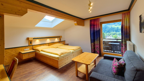 Comfortable double room with balcony at Alpenpension Gastein